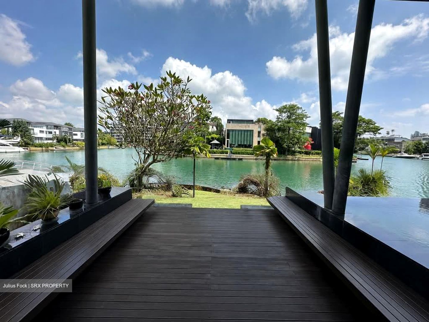 Ocean Drive (D4), Detached #586170131
